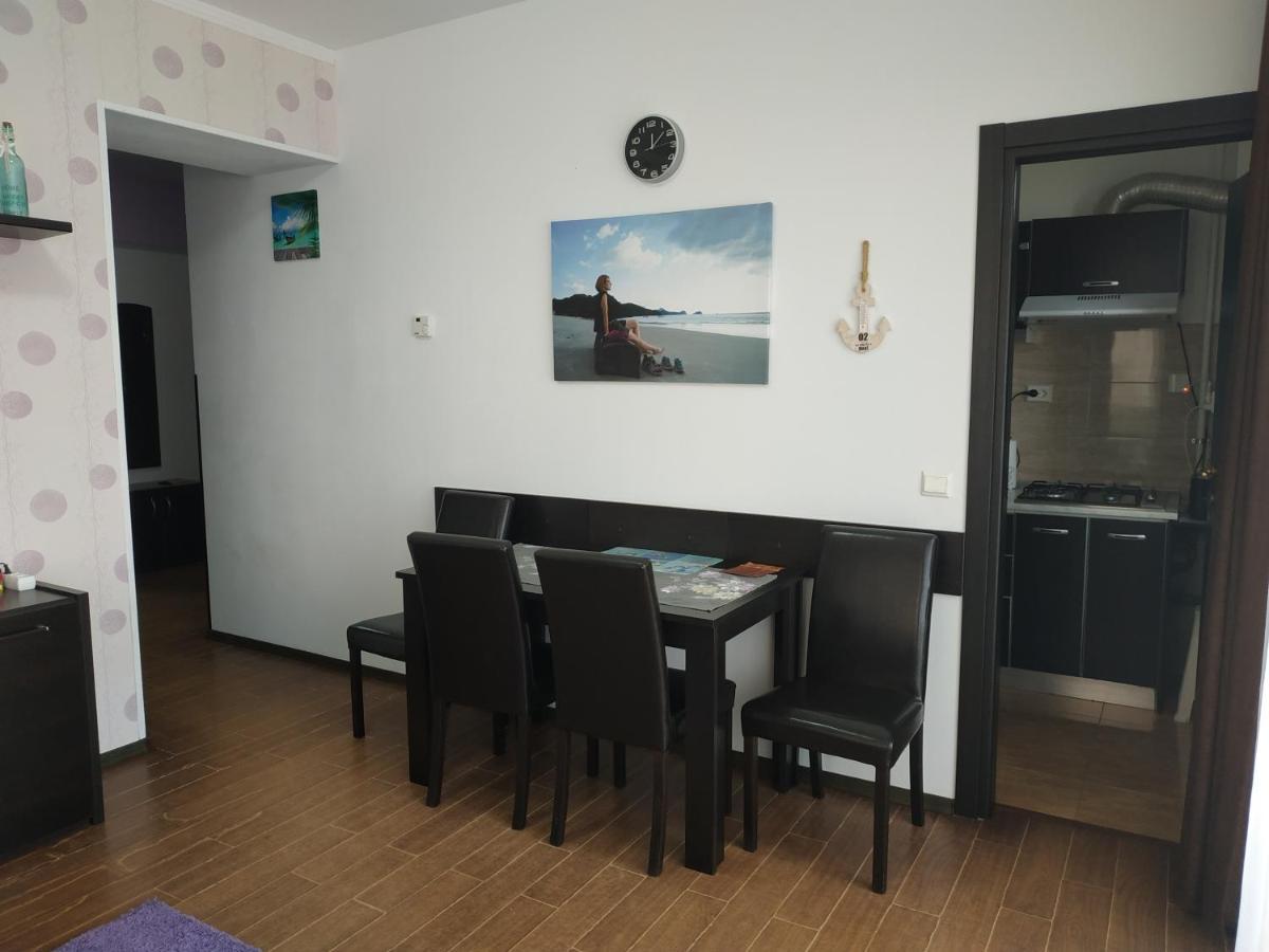 Cristina Iris Apartment มามายา ภายนอก รูปภาพ